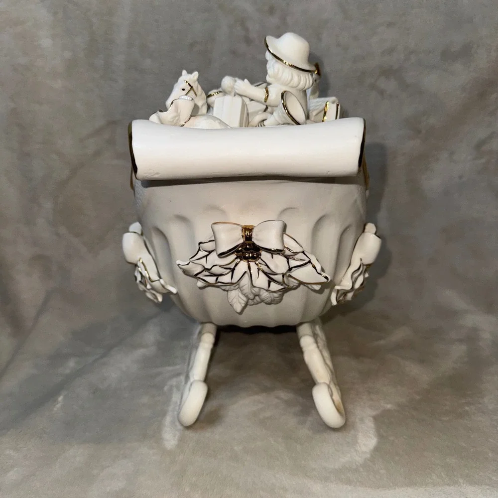 2001 Grandeur Noel Porcelain Sleigh Collectors Edition Christmas Decor Vintage